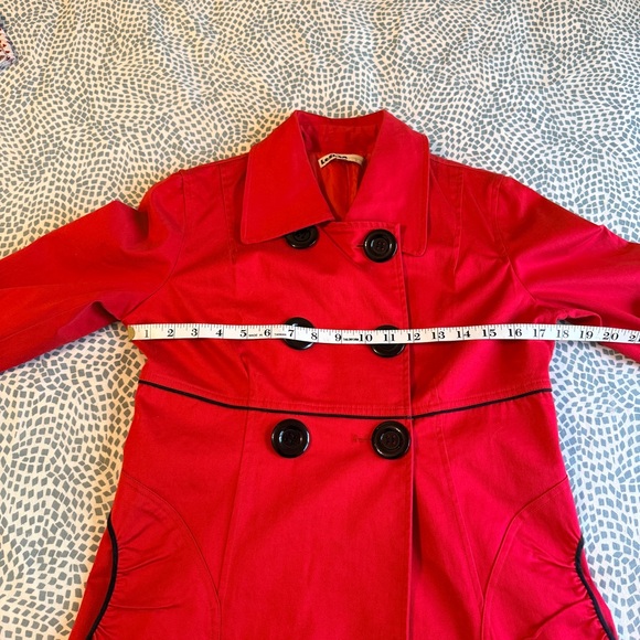 Leshop | Vibrant Red Double Breasted Trench Coat - Picture 4 of 11